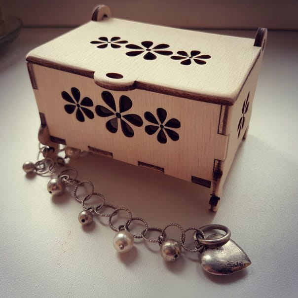 Laser Cut Casket Box With Hinged Lid