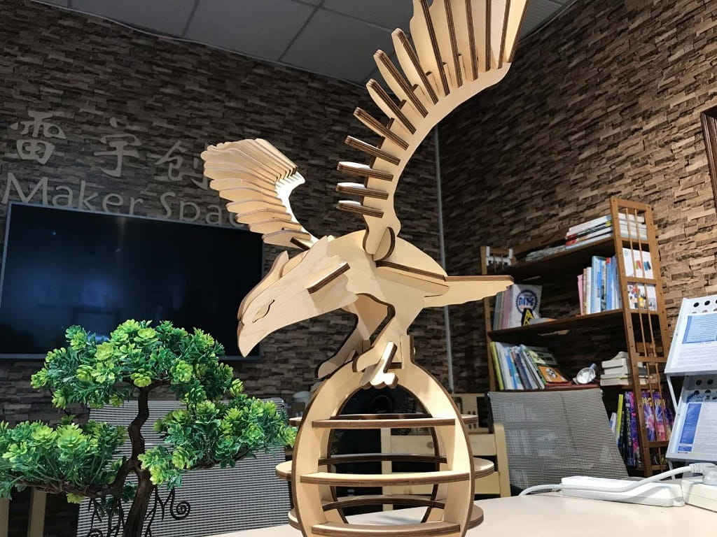 Laser Cut Eagle 3D Puzzle Table Decor