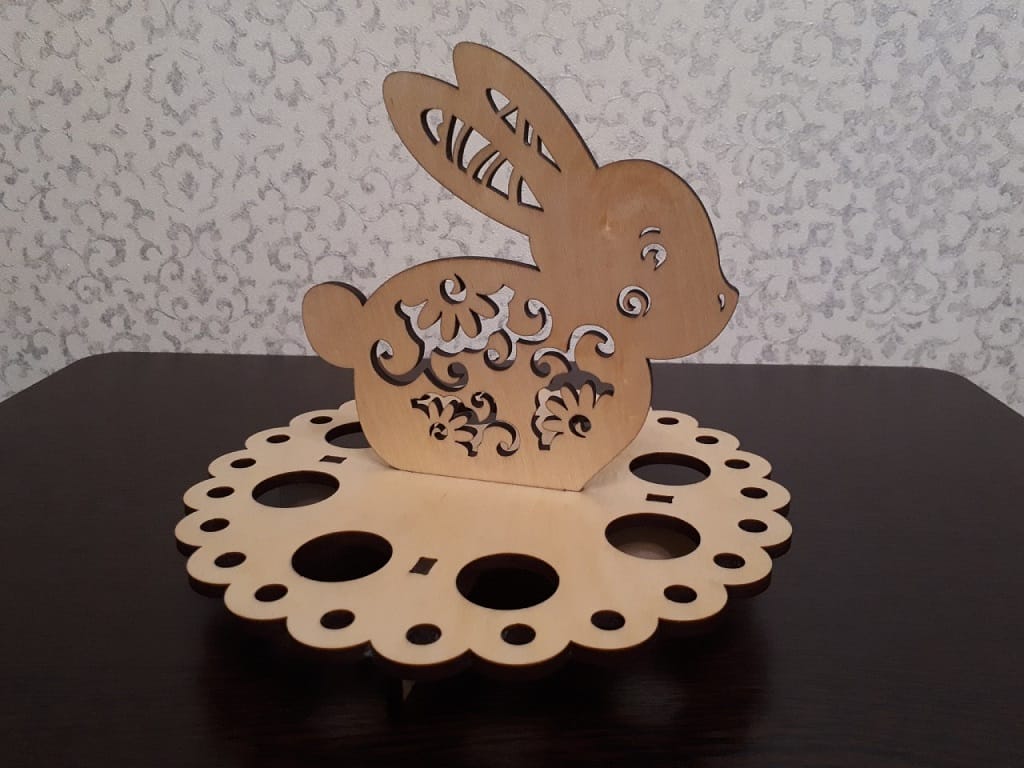 Laser Cut Eight Holes Easter Egg Holder With Rabbit