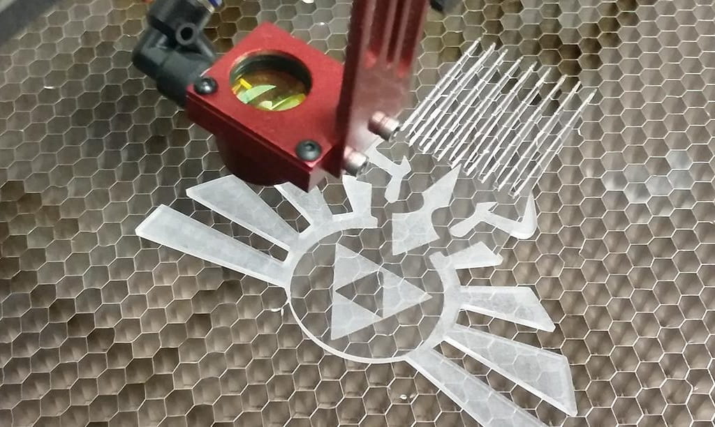 Laser Cut Triforce Hair Comb