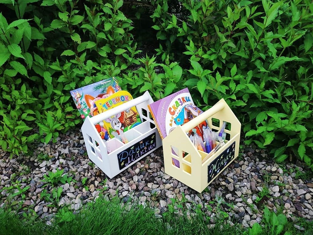 Laser Cut Stationery Caddy With Handle