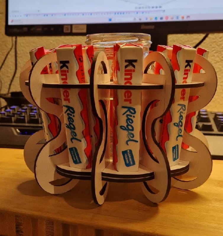 Laser Cut Kinderriegel Chocolate Bar Holder