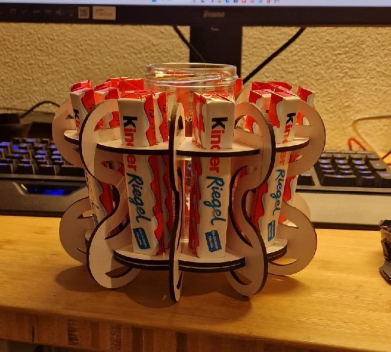 Laser Cut Kinderriegel Chocolate Bar Holder