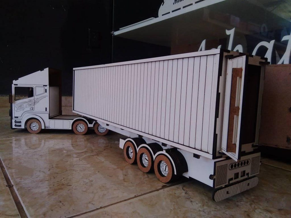 Laser Cut Scania Truck 3D Wood Model Puzzle Kit