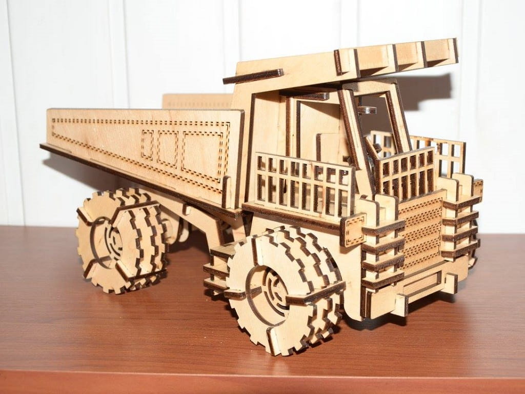 Laser Cut Haul Truck 3D Puzzle Kit