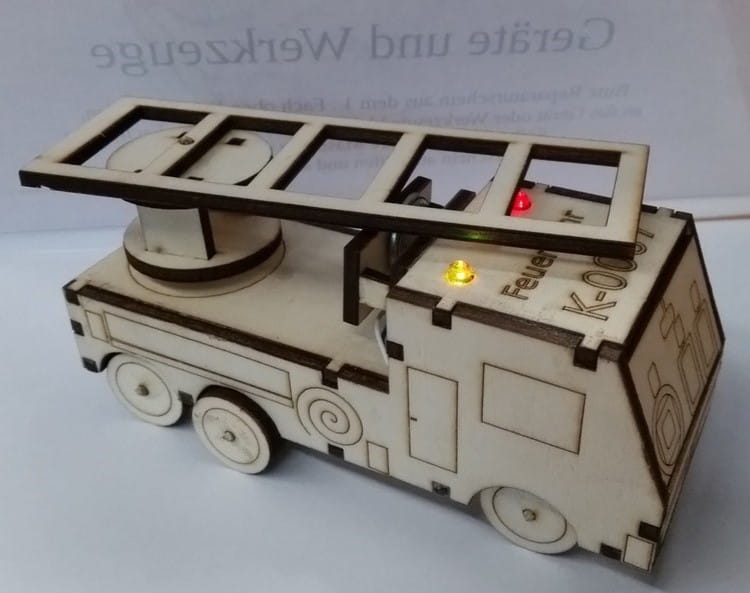 Laser Cut Fire Engine 3D Puzzle Wood Model