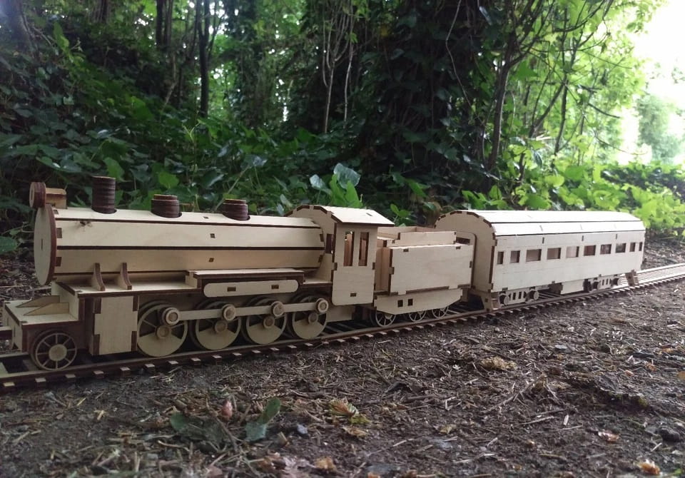 Laser Cut Wooden Train Steam Engine Carriage and Goods Wagons