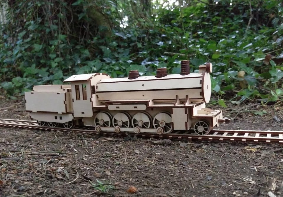 Laser Cut Wooden Train Steam Engine Carriage and Goods Wagons