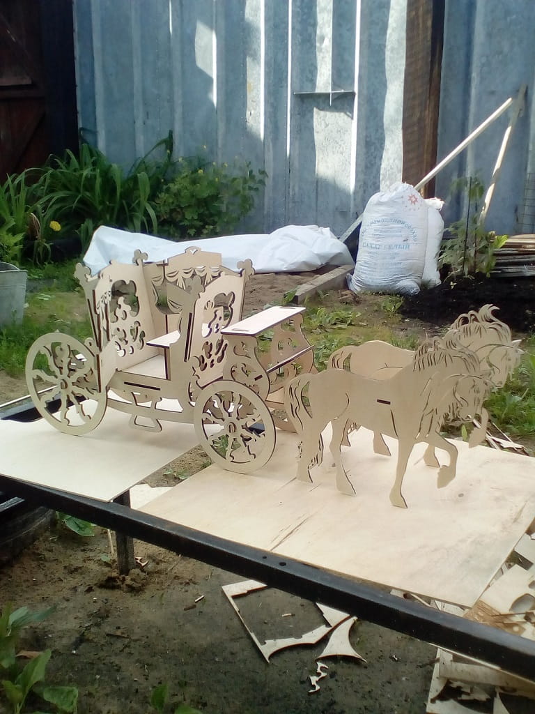 Laser Cut Royal Horse Carriage Horse Cart