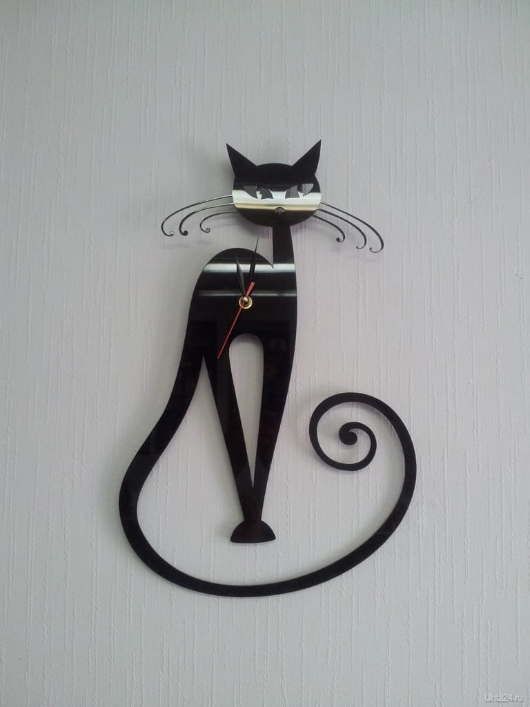Laser Cut Elegant Cat Wall Clock