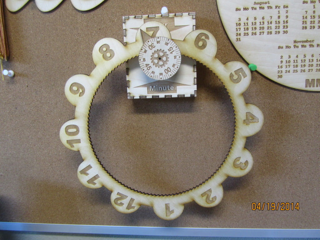 Laser Cut Gear Clock with Redesigned Hour Wheel