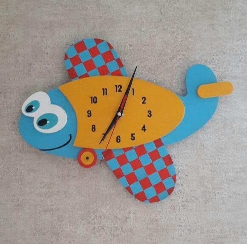 Laser Cut Cute Plane Wall Clock for Baby Nursery