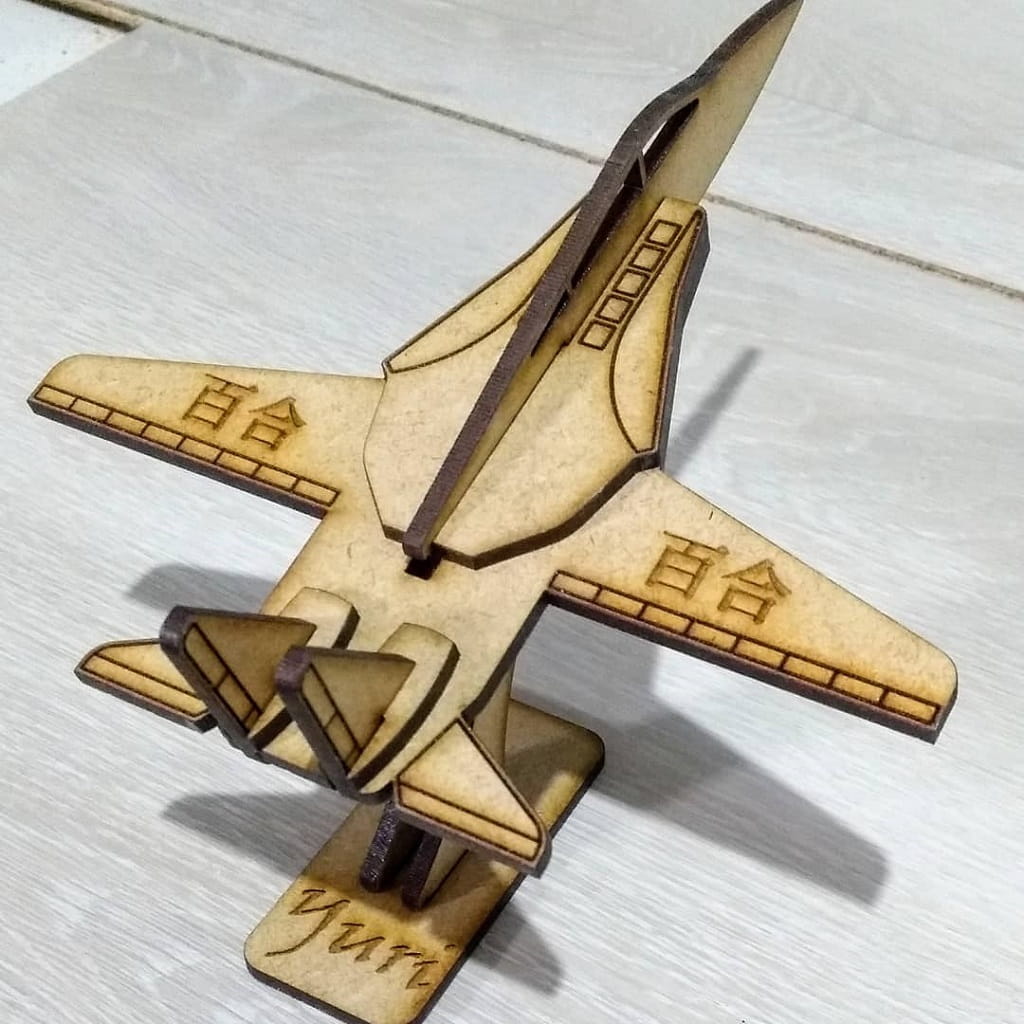 Laser Cut F-14 Tomcat Fighter Jet Wood Model for Desk Decor