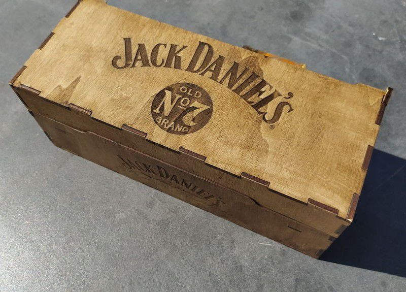 Laser Cut Single Wine Bottle Shipping Box