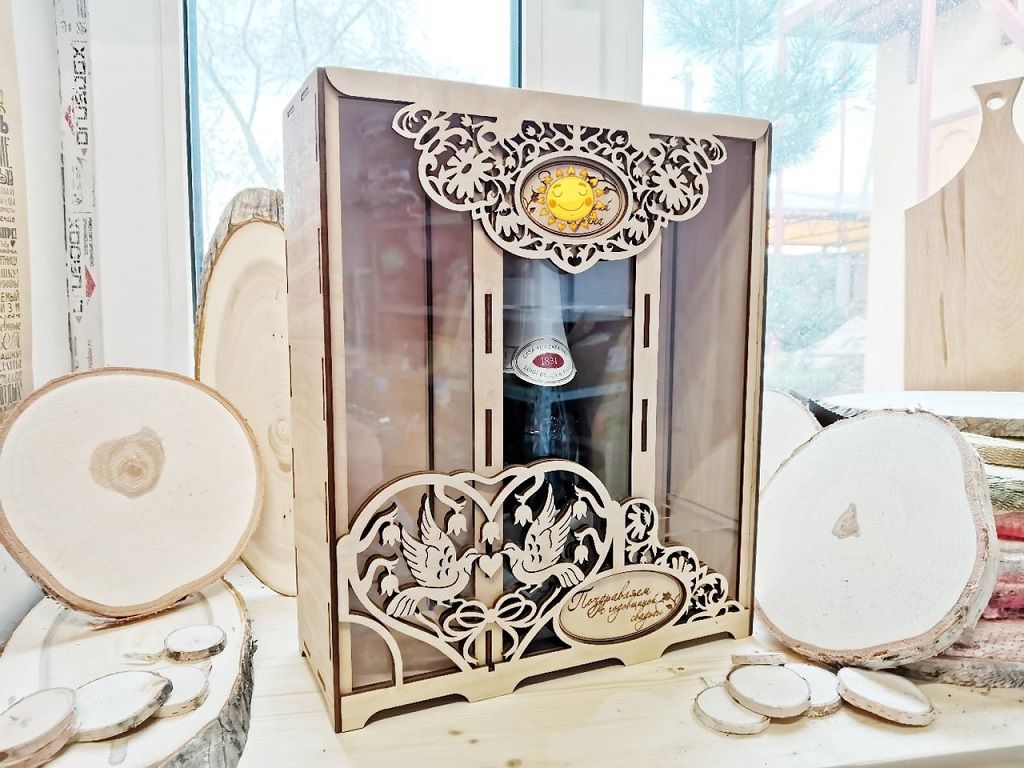Laser Cut Wedding Gift Box Anniversary Wine Packaging Box