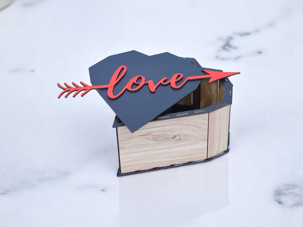 Laser Cut Valentines Day Heart Shaped Gift Box