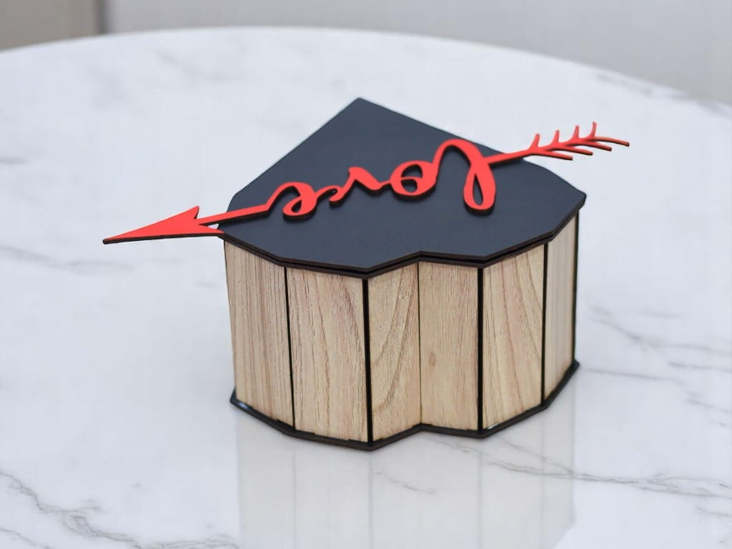 Laser Cut Valentines Day Heart Shaped Gift Box