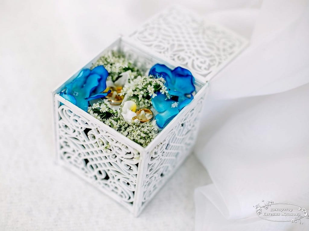 Laser Cut Decorative Wedding Ring Box