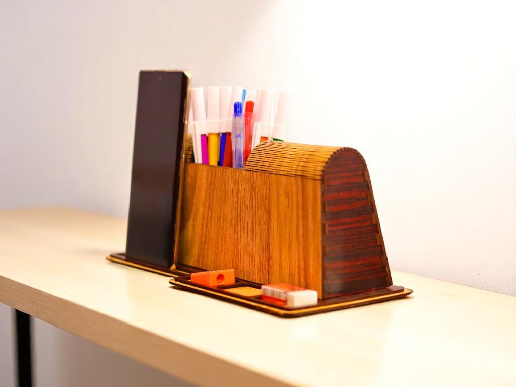 Laser Cut Decorative Personalized Office Desk Organizer