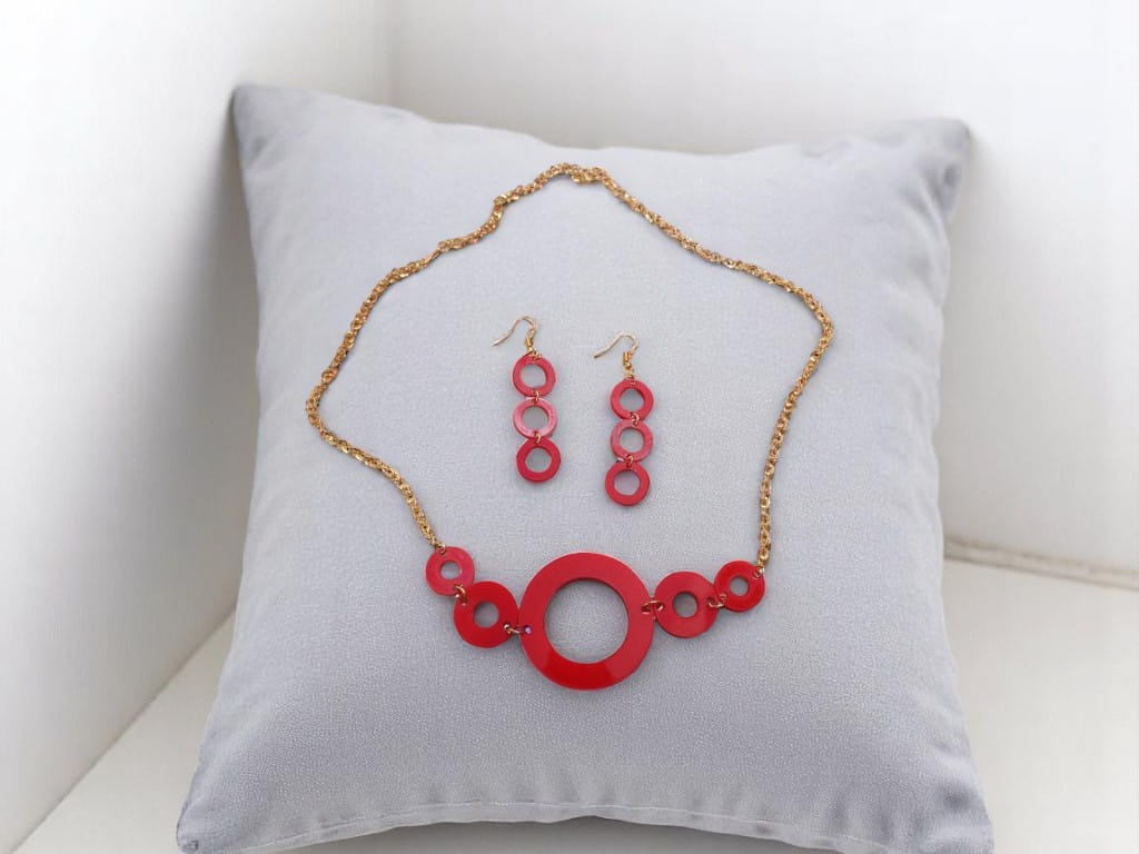 Laser Cut Acrylic Dangle Earrings with Necklace