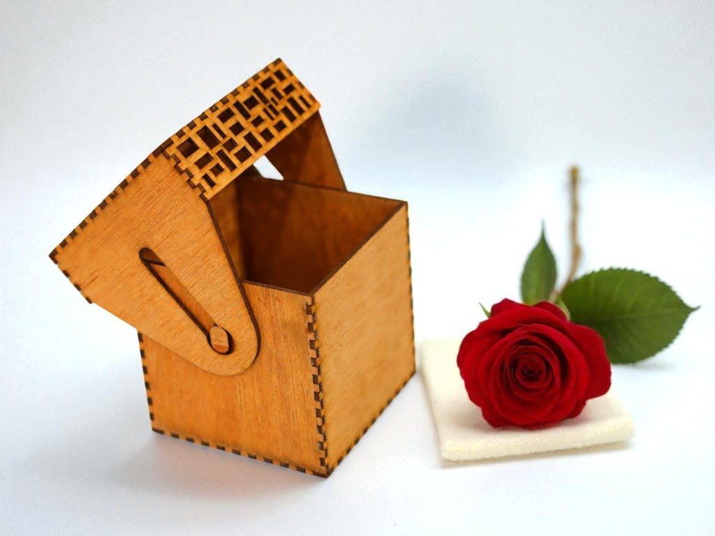 Laser Cut Unique Design Wooden Gift Box