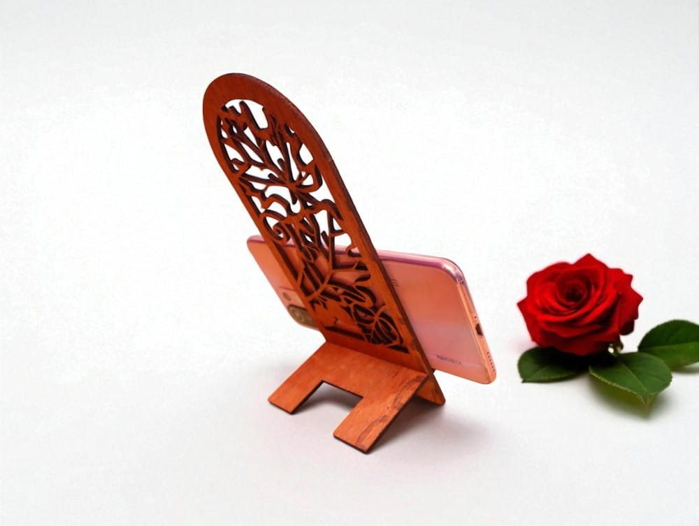 Laser Cut Wooden Fall Maple Leaf Phone Stand