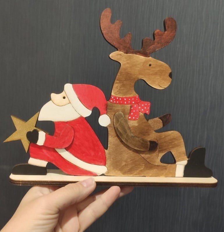 Laser Cut Santa Claus with Reindeer New Year Table Decor