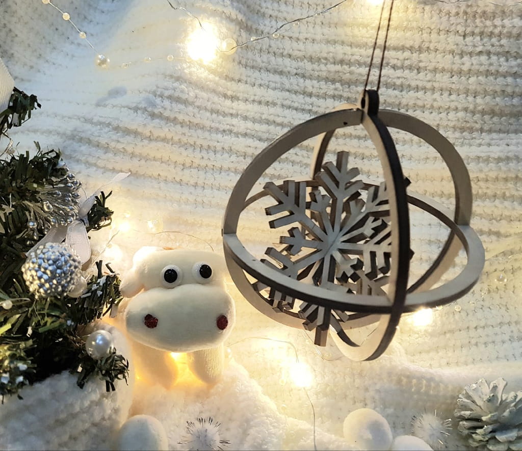 Laser Cut Spherical Snowflake Christmas Tree Ornament