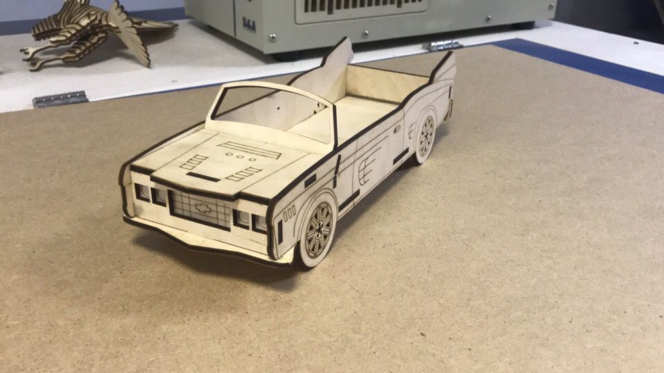 Laser Cut Convertible Car Tabletop Flower Basket