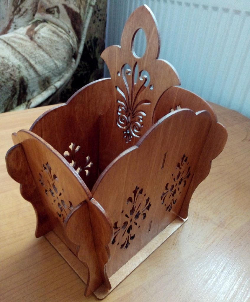 Laser Cut Cutlery Holder for Dining Table