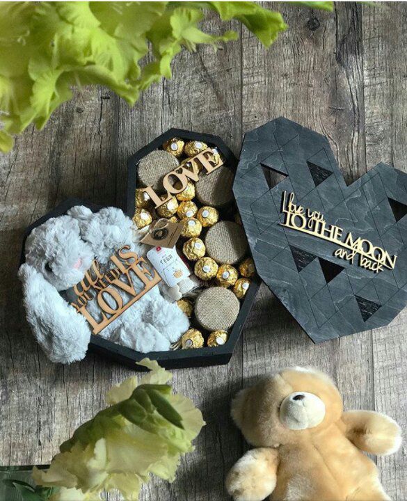 Laser Cut Heart Shaped Chocolate Gift Box