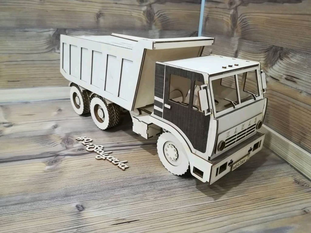 Laser Cut Russian Kamaz Truck 3D Puzzle Wood Model Kit