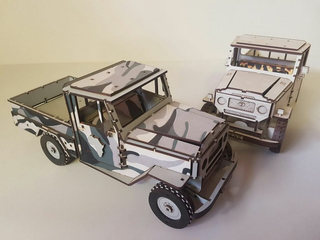 Laser Cut Toyota Land Cruiser 3D Wood Model