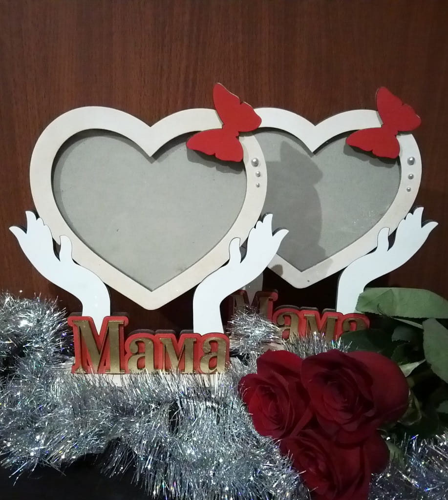 Laser Cut Heart Photo Frame for Mom