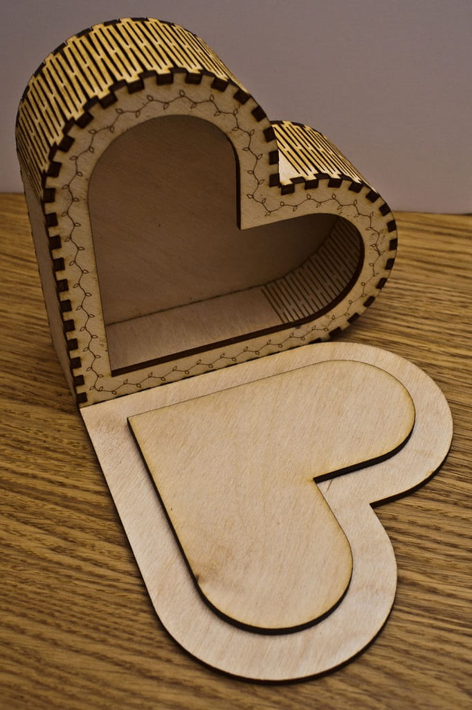 Laser Cut Heart Shaped Wooden Trinket Box