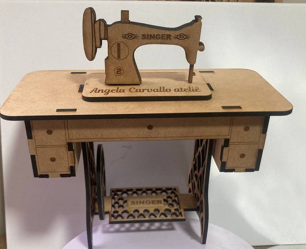 Laser Cut Sewing Machine 3D Wood Model