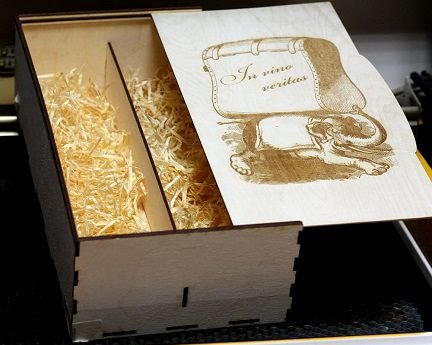 Laser Cut Engraved In Vino Veritas Sectional Wine Box