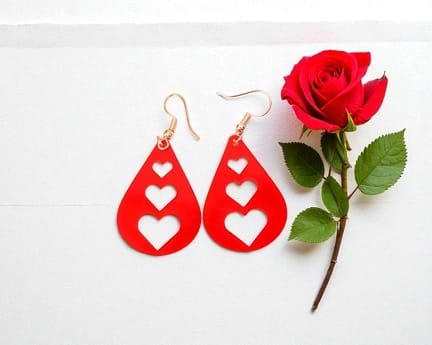 Laser Cut Acrylic Dangle Heart Earrings