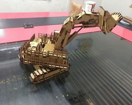 Laser Cut Hitachi Excavator 3D Wood Model