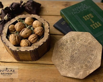 Laser Cut Octagon Fruit and Nut Gift Box