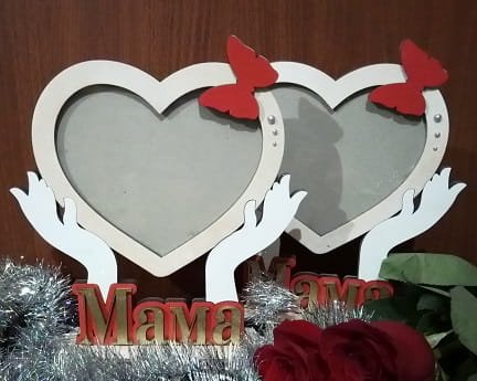 Laser Cut Heart Photo Frame for Mom